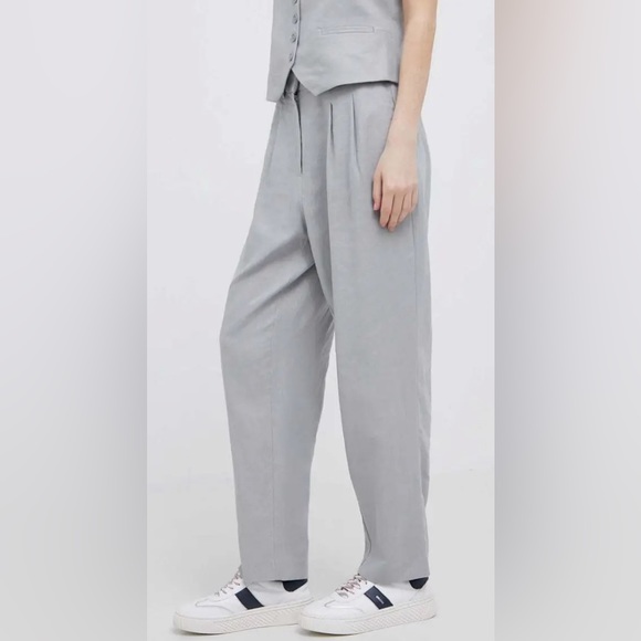 DKNY
Linen Flat Front Coordinating Pleated Trousers size 00 NWT - Picture 1 of 6